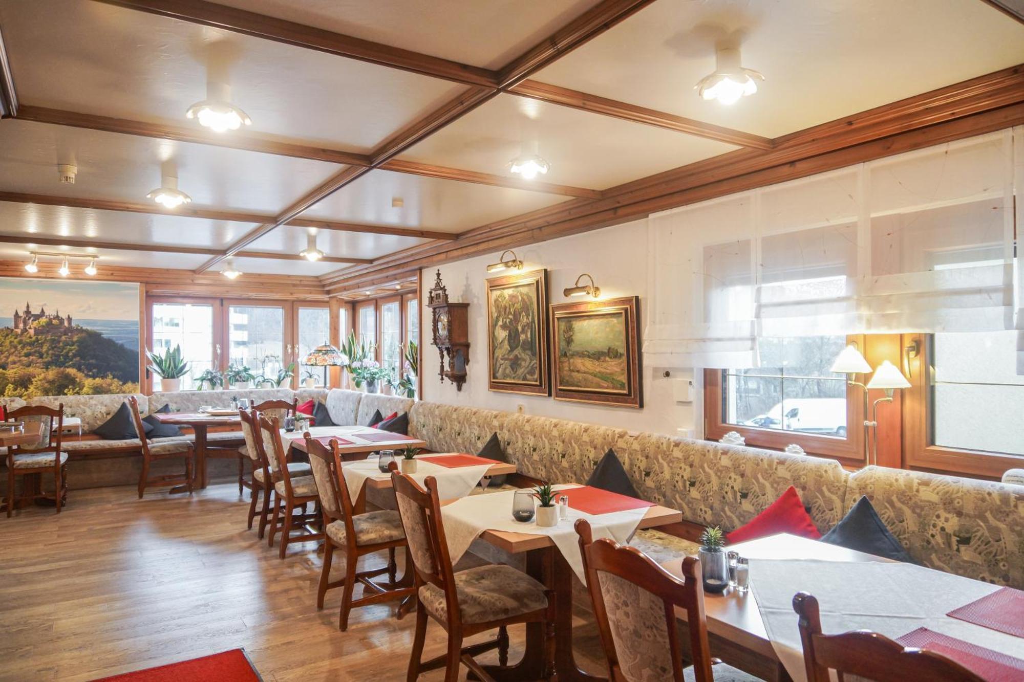 Hotel Garni In Der Breite อัลบ์ชตัดท์ ภายนอก รูปภาพ