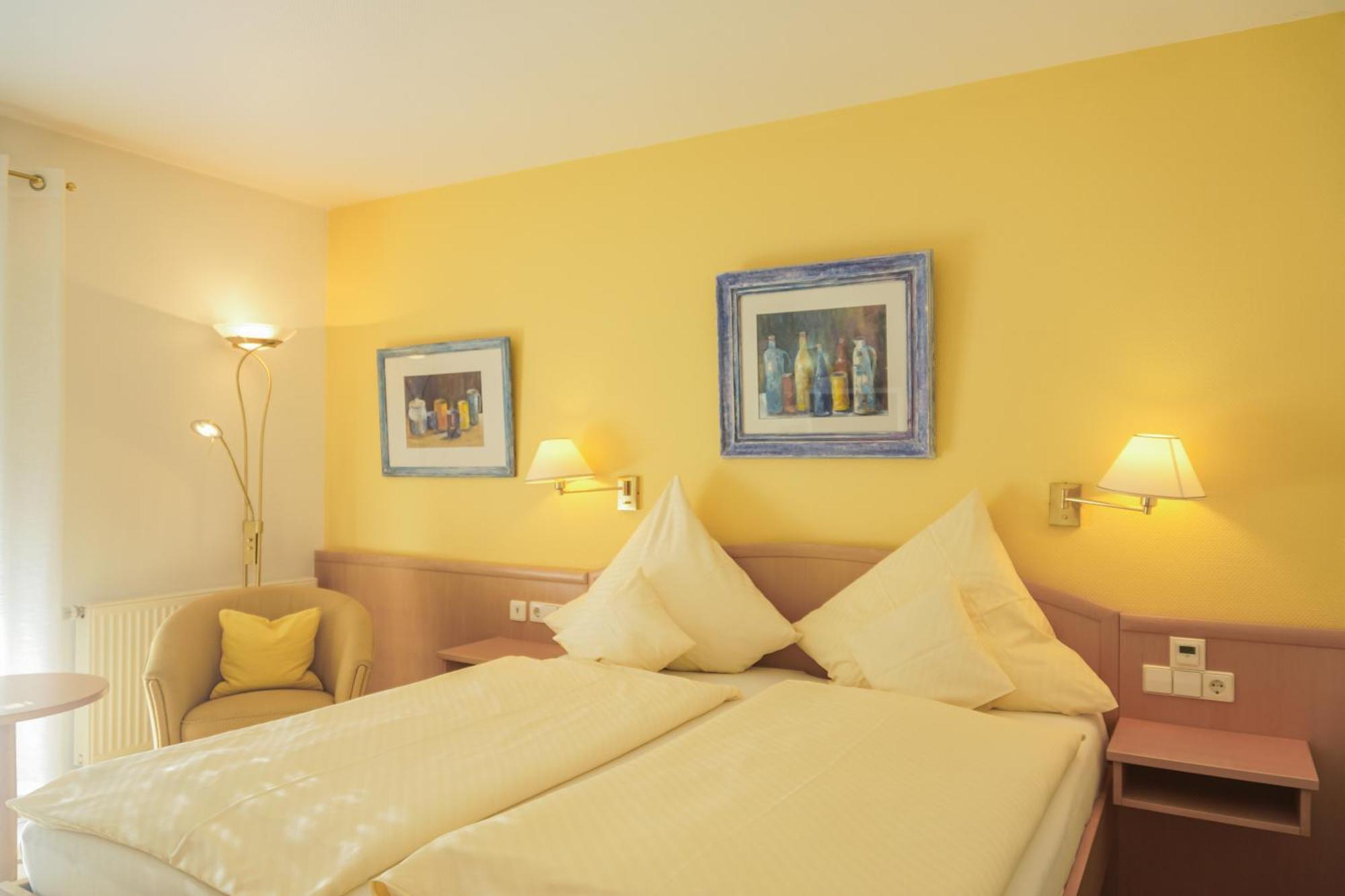 Hotel Garni In Der Breite อัลบ์ชตัดท์ ภายนอก รูปภาพ